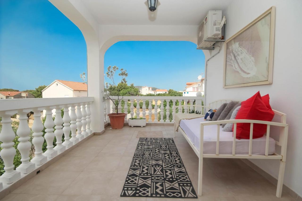 Lola'S Apartments Tribalj Εξωτερικό φωτογραφία