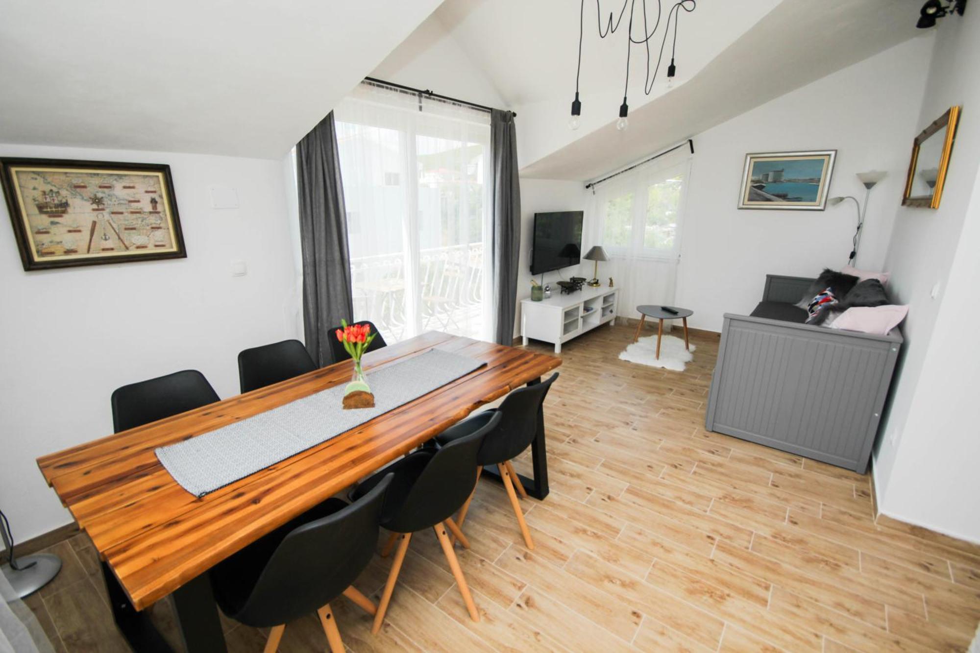 Lola'S Apartments Tribalj Εξωτερικό φωτογραφία
