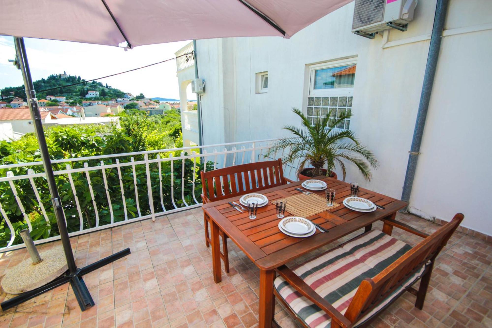 Lola'S Apartments Tribalj Εξωτερικό φωτογραφία