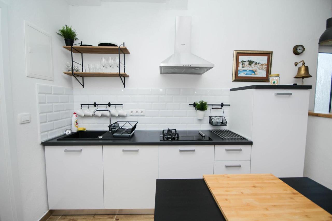 Lola'S Apartments Tribalj Εξωτερικό φωτογραφία
